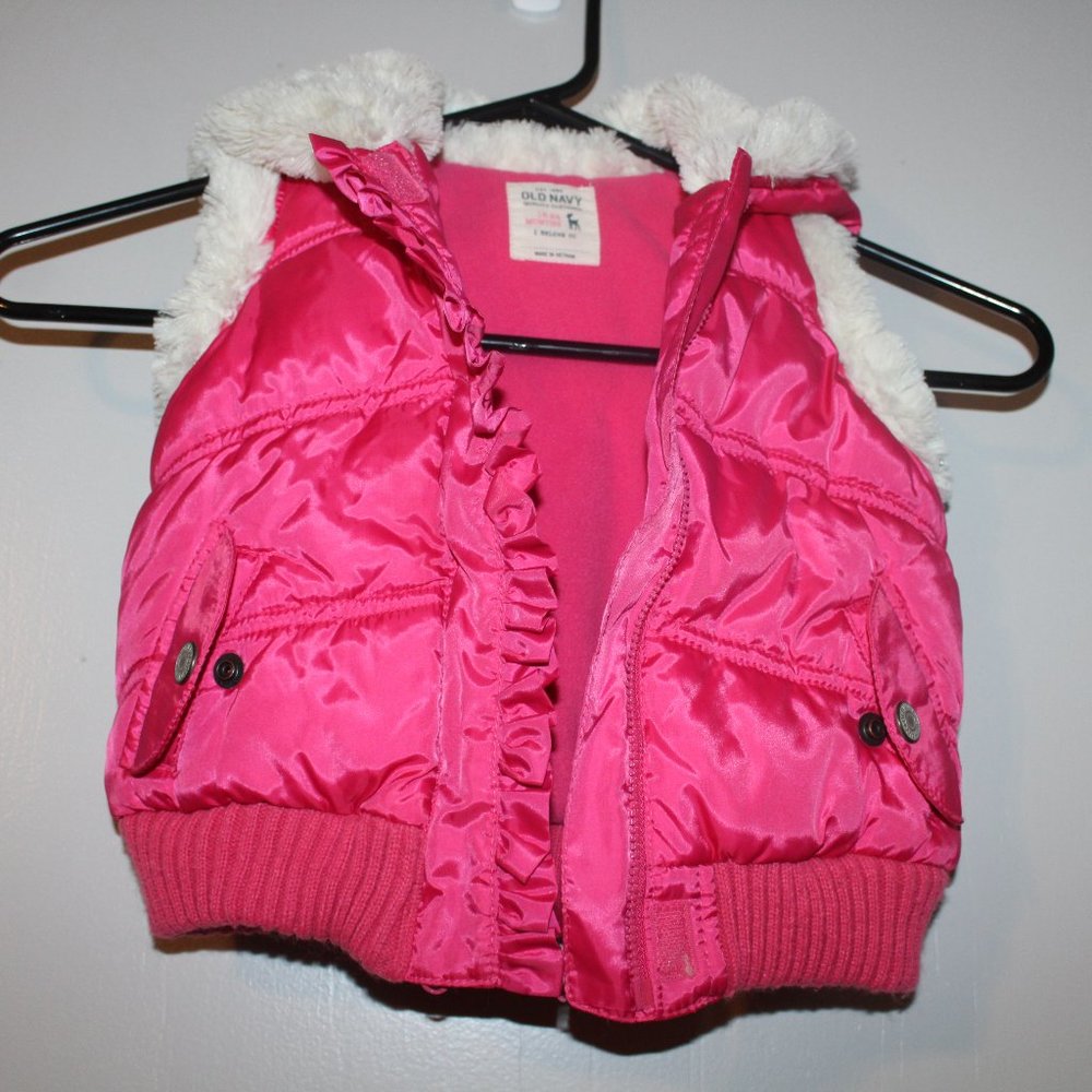 OLD NAVY Baby Girls Size 18-24 Mo Insulated Hooded Puffer Vest Jacket Pink